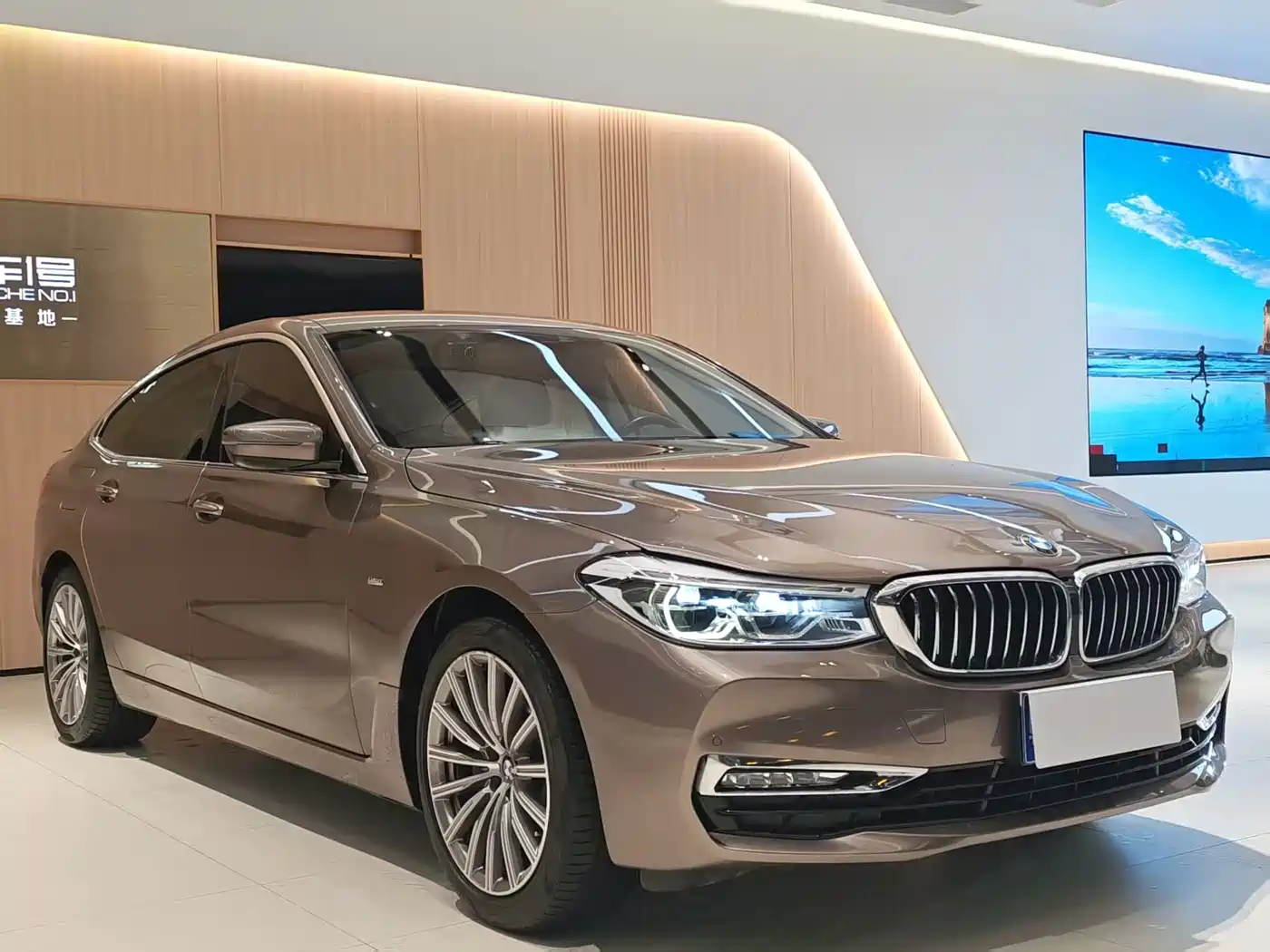 BMW 6 Series GT 2018 2018 630i Luxury Design Package