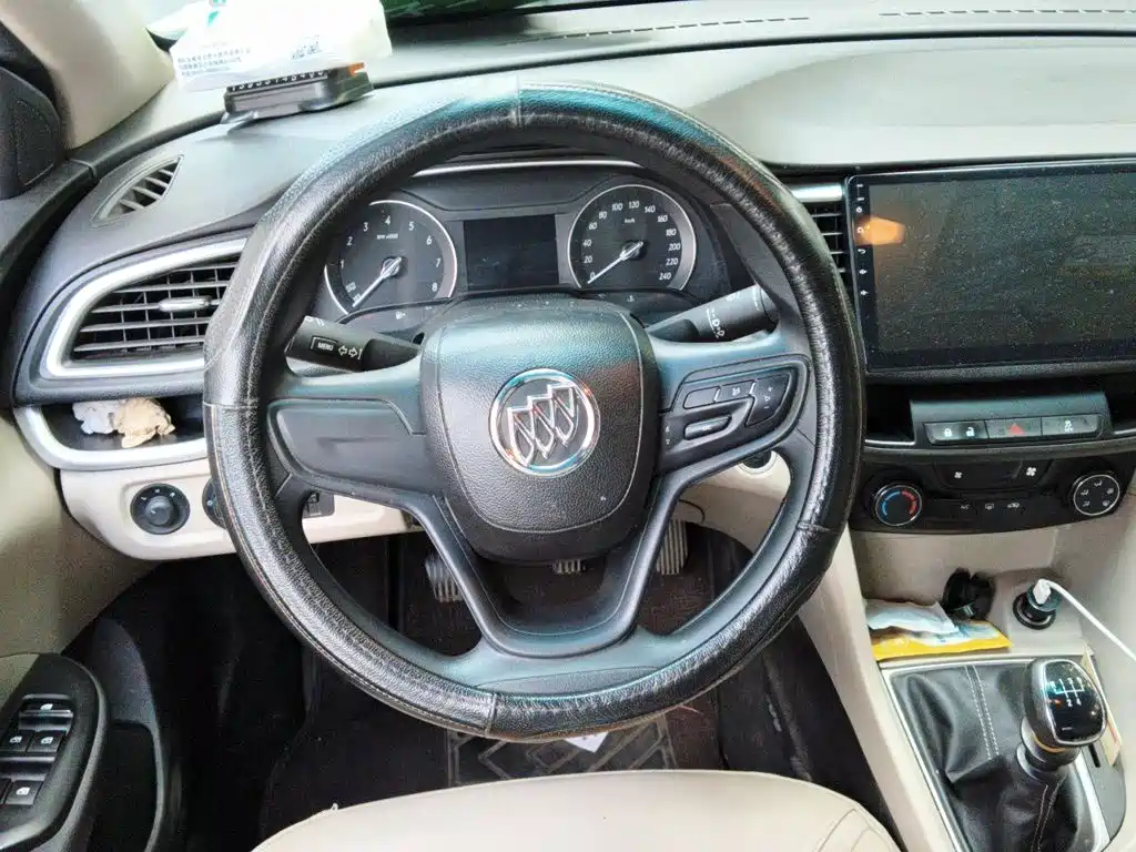 Photo 11 - Buick Excelle