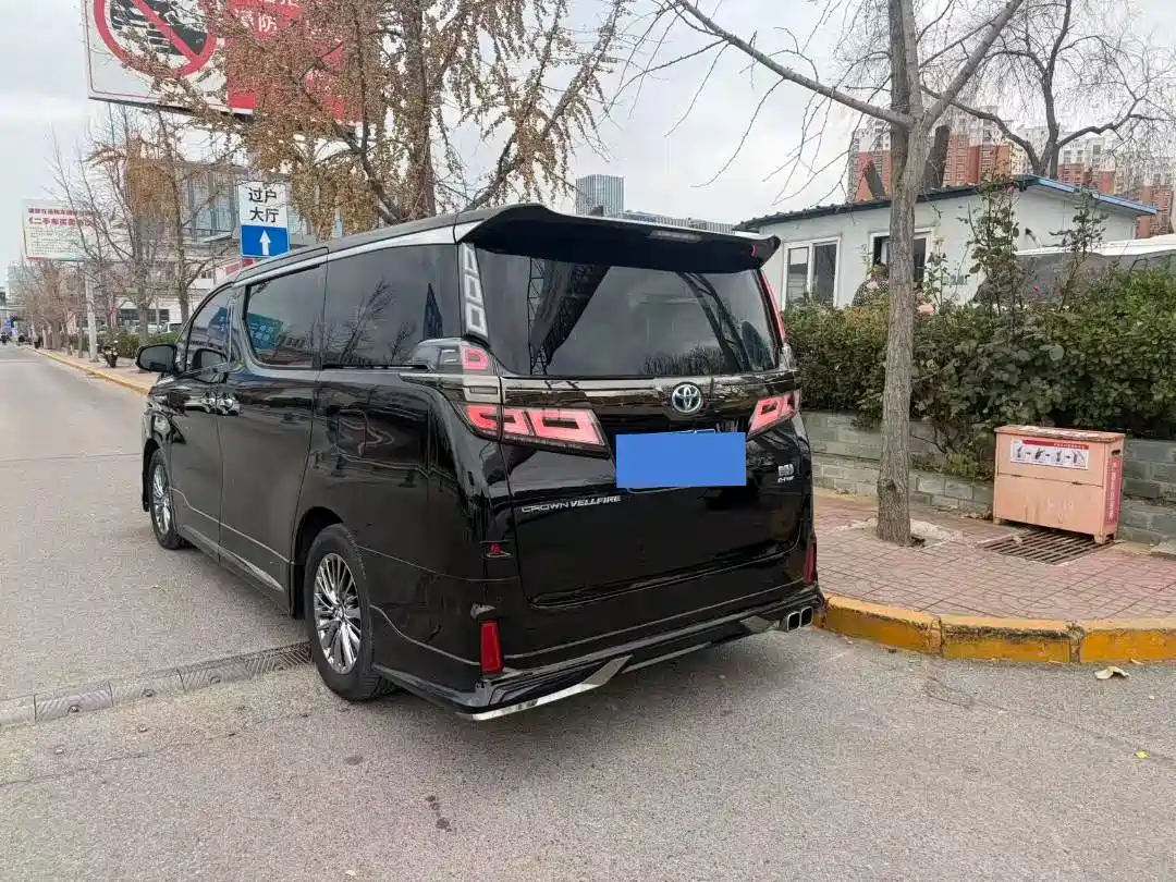 Toyota Vellfire 2023 Crown Hybrid 2.5L HV Premium фото 10