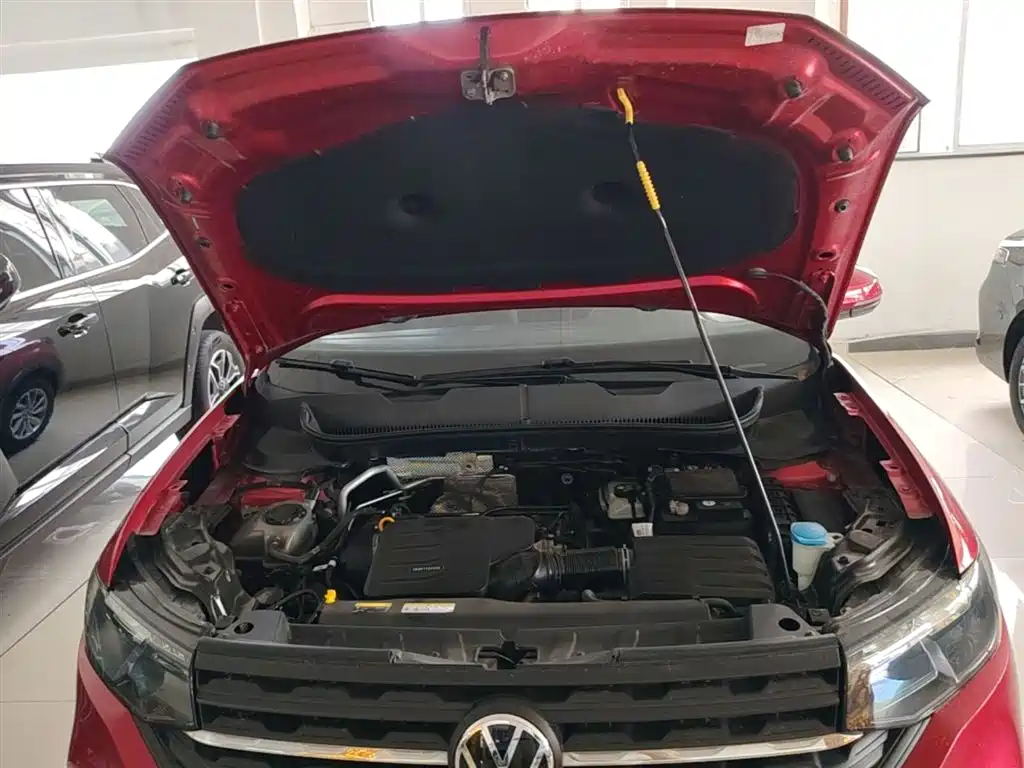 VOLKSWAGEN EXPLORING THE SHADOW