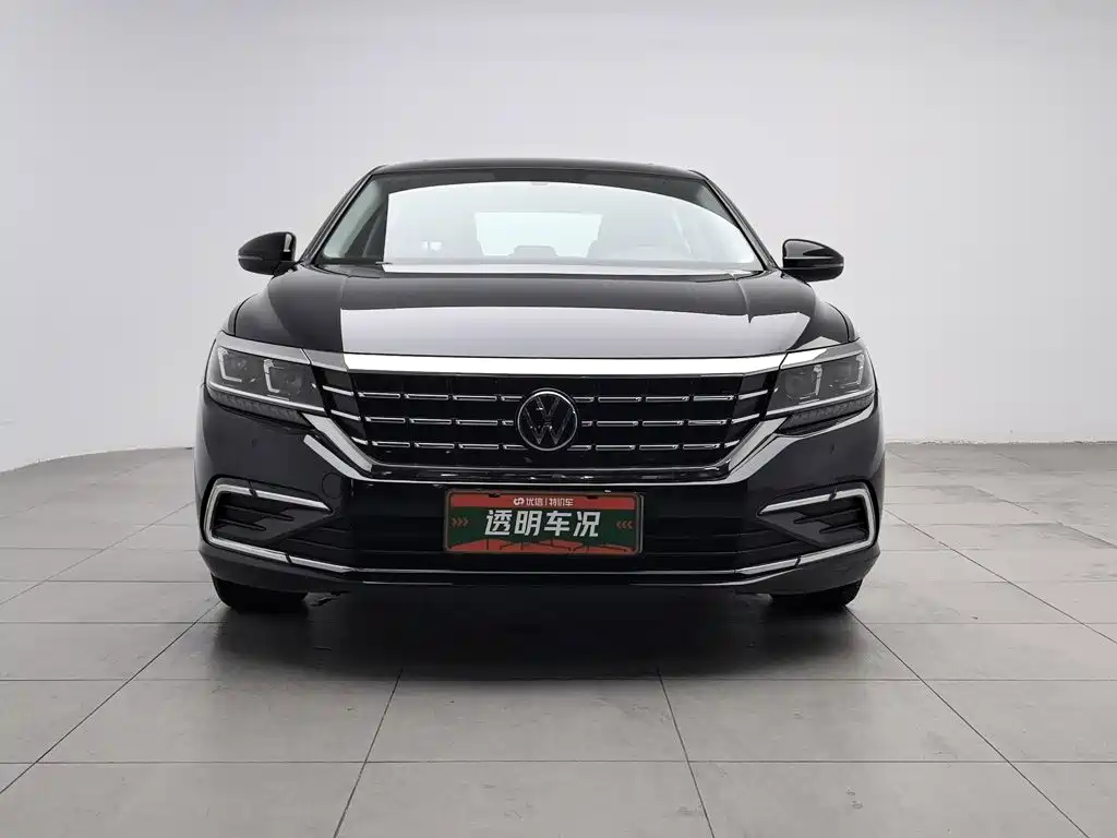 Photo 3 - Volkswagen Passat