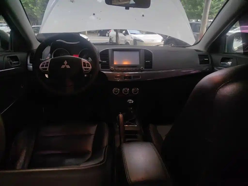Mitsubishi Lancer EX 2015 2013 Fashion Edition 1.8L Manual Comfort