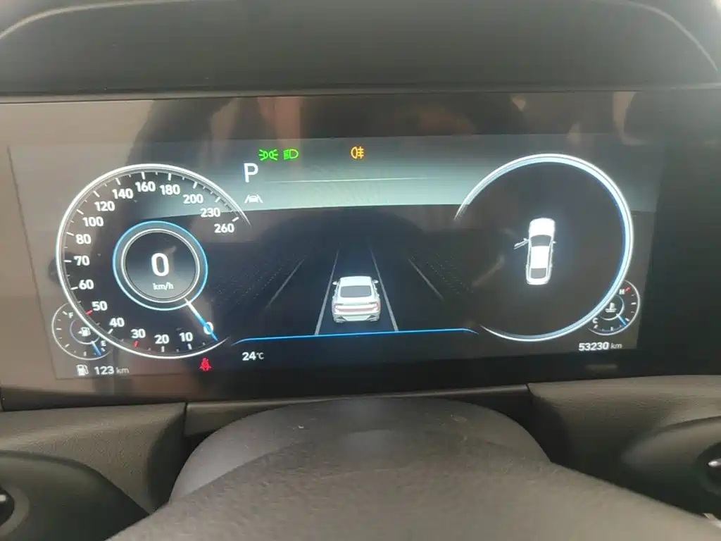 Photo 12 - Hyundai Sonata