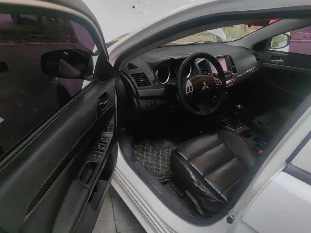 Mitsubishi Lancer EX 2015 2013 Fashion Edition 1.8L Manual Comfort