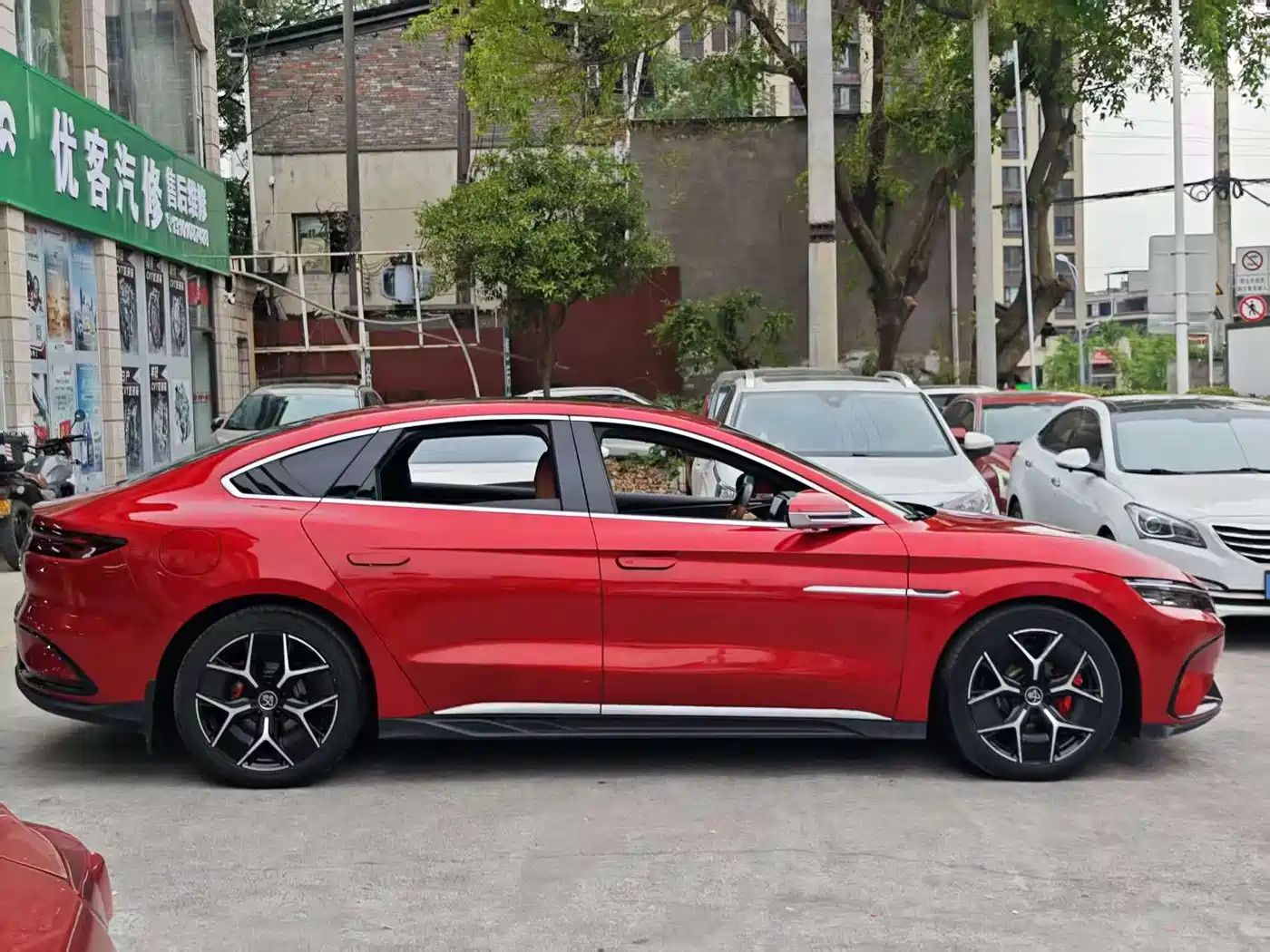 BYD Han 2022 EV Genesis Edition 715KM FWD Flagship фото 6