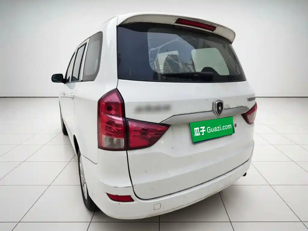 Jinbei Huachen Jinbei 750 2016 2015 1.5L Comfort Model