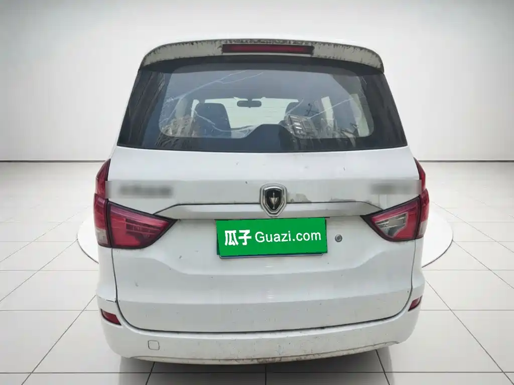 Jinbei Huachen Jinbei 750 2016 2015 1.5L Comfort Model
