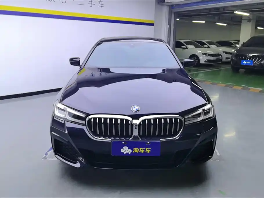 BMW 5 Series 2022 Facelift 530Li Leading M Sport Package фото 2