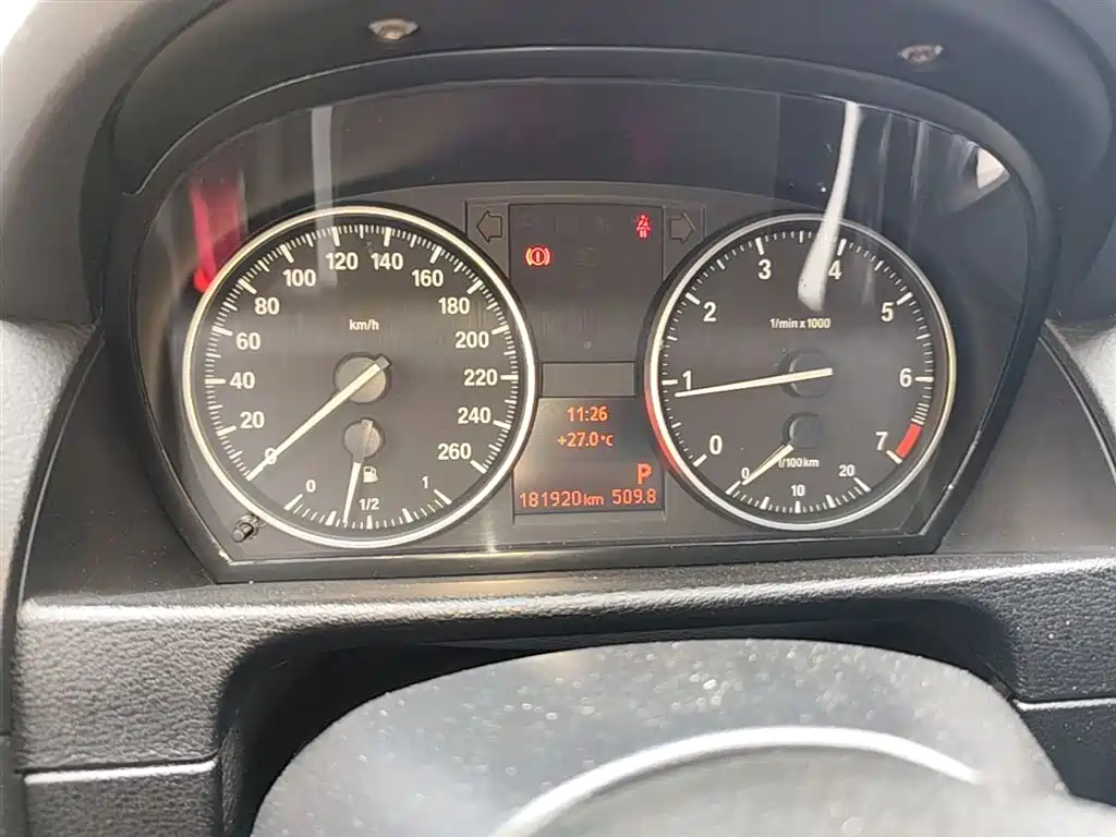 BMW X1 2014 sDrive18i Leading Edition фото 12