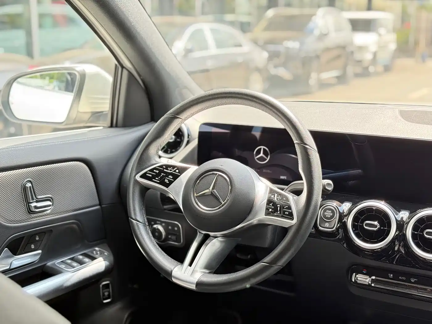 Mercedes-Benz GLA 2024 2024 GLA 200