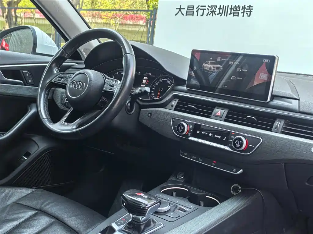 Audi A4L 2017 45 TFSI quattro Style Edition фото 15