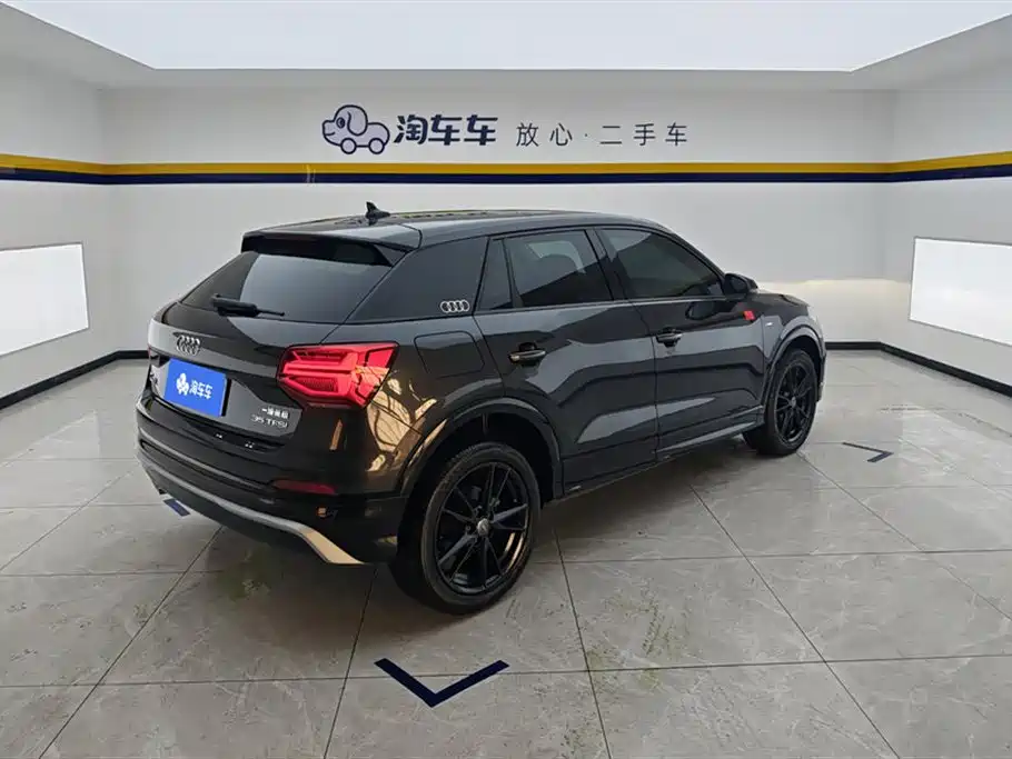 Audi Q2L 2021 35 TFSI Progressive Dynamic фото 3