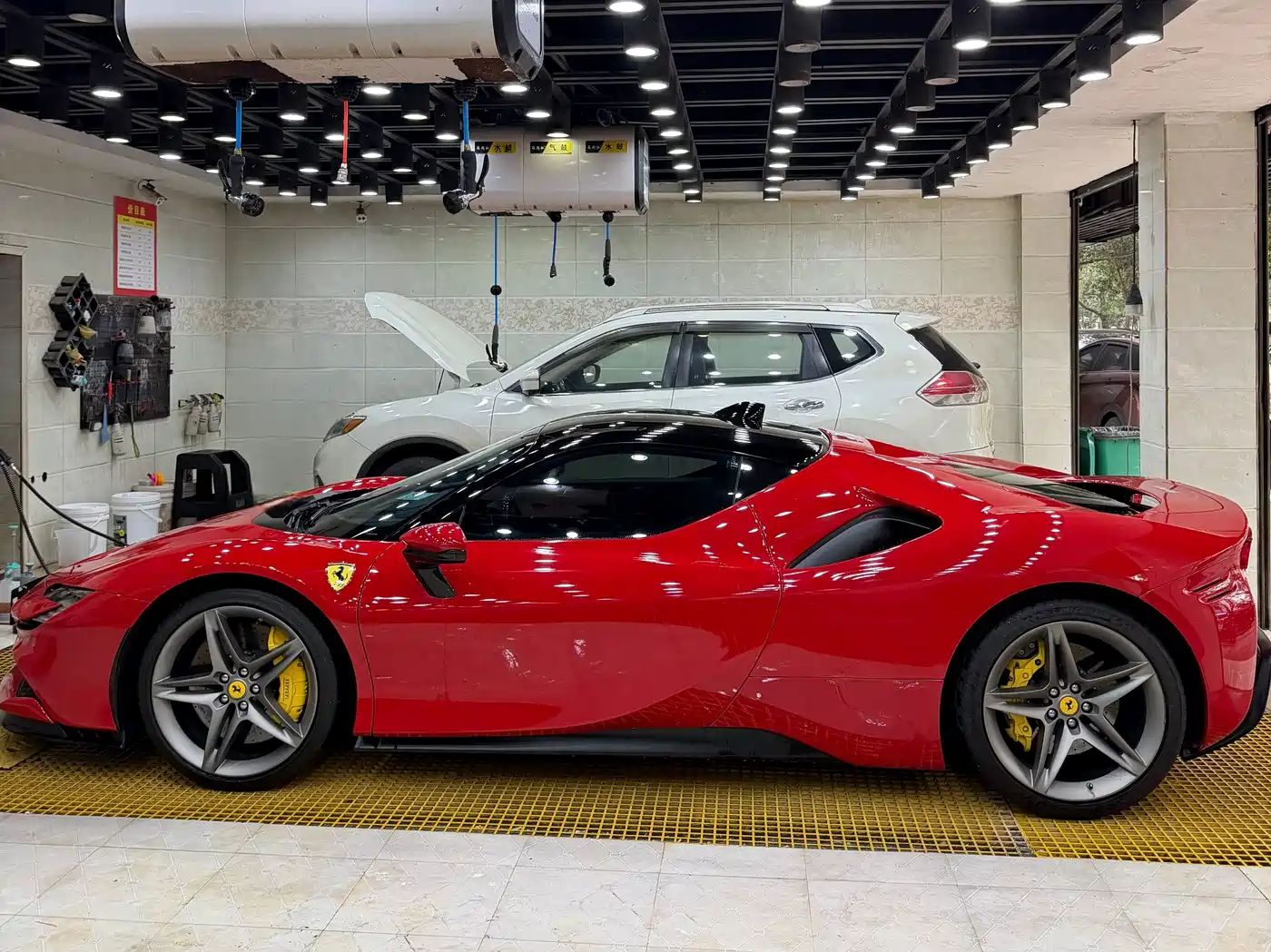 Ferrari SF90 2022 2020 3.9T V8 Stradale