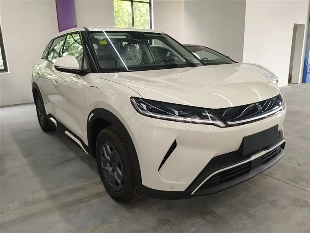BYD Yuan UP 2025 Model 301KM Navigator фото 4
