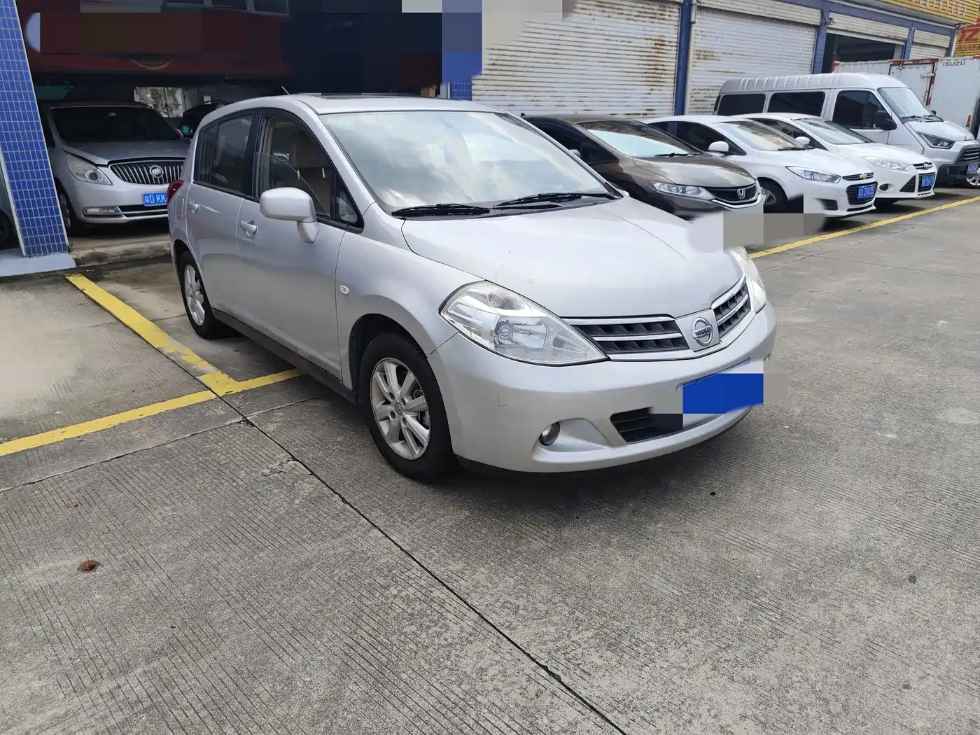 Nissan Tiida 2010 2008 1.6L Automatic Smart