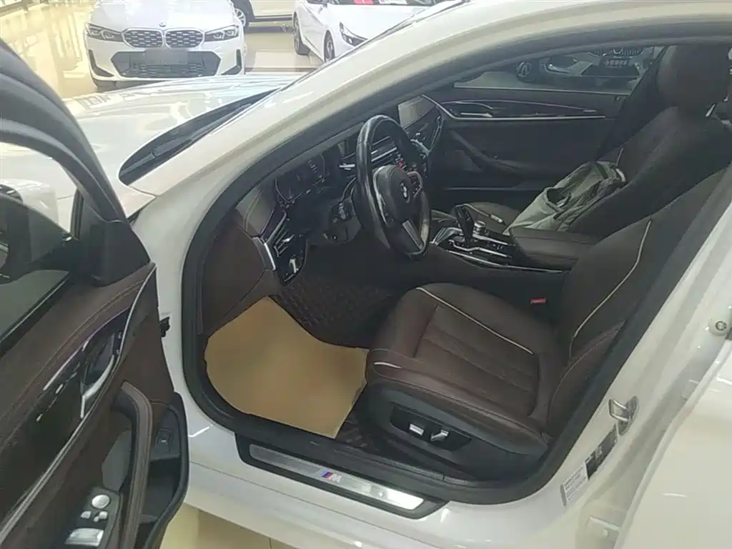 BMW 5 Series 2022 Facelift 525Li M Sport Package фото 16