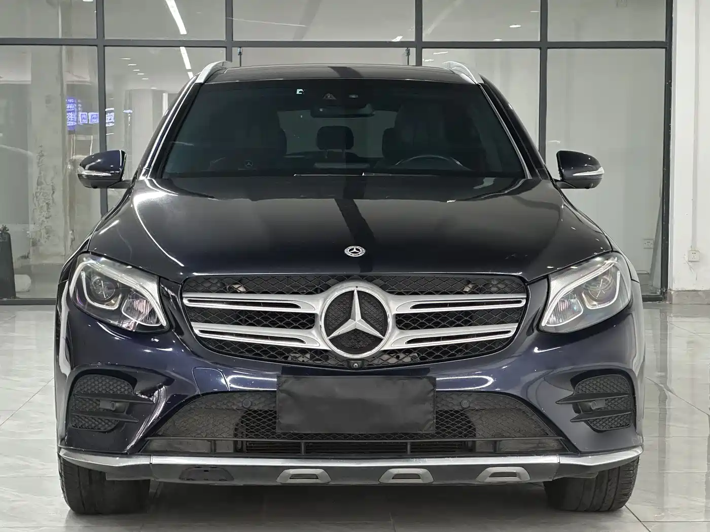 Mercedes-Benz GLC 2018 GLC 260 4MATIC Luxury фото 2