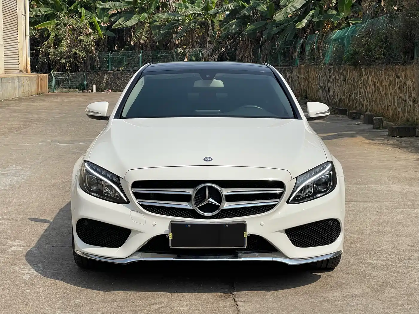 Mercedes-Benz C-Class 2015 Facelift C 200 L Sport фото 2