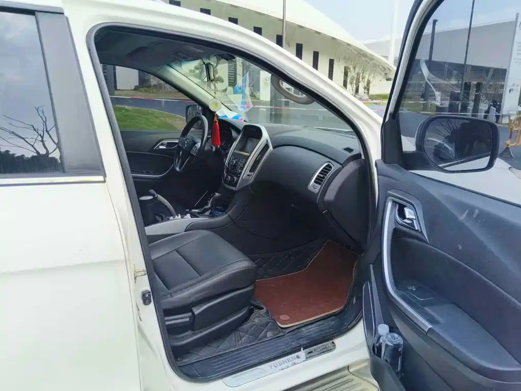 Jiangling Yusheng S350 2015 2013 2.4T Automatic 2WD Diesel Premium Luxury 5-seater