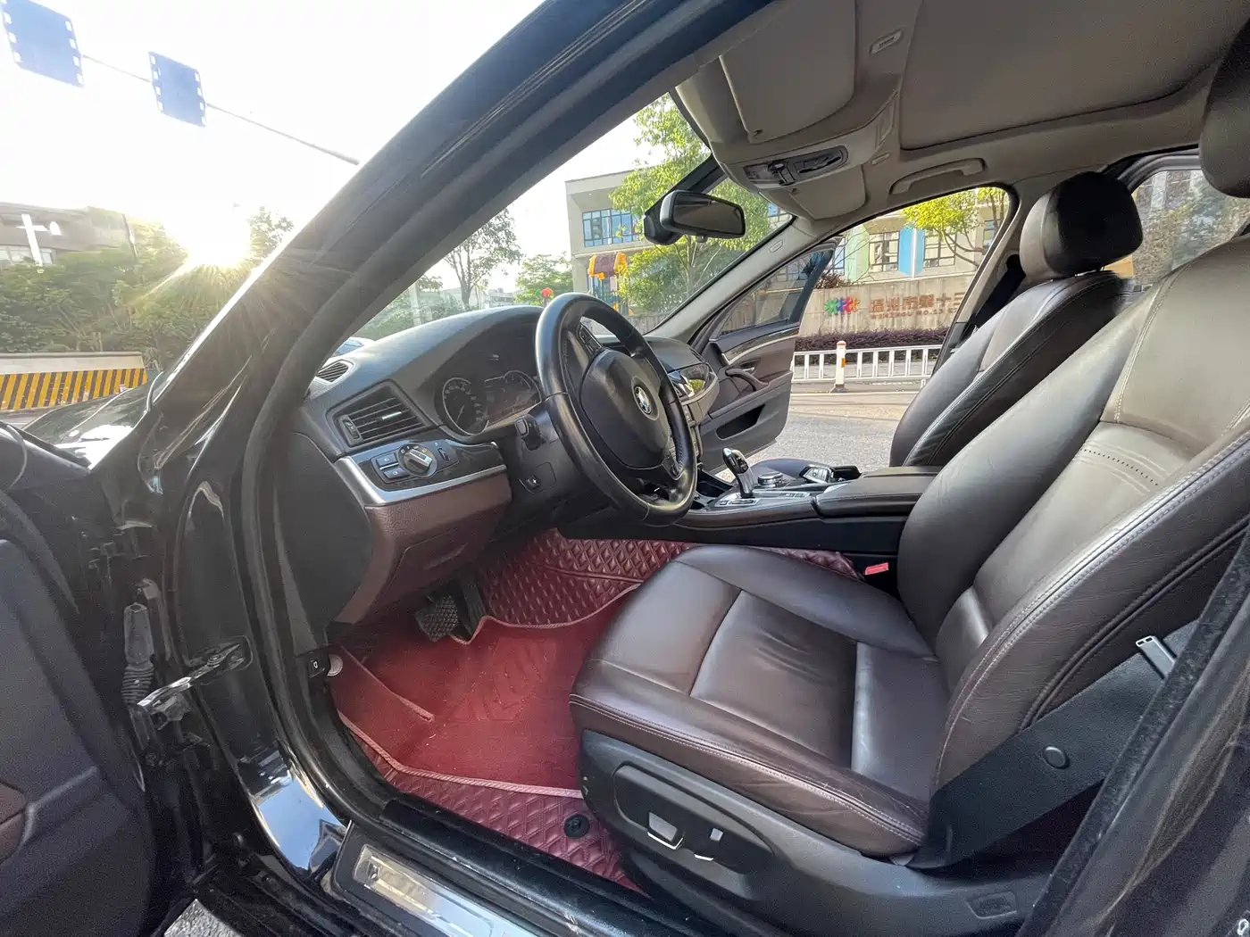 BMW 5 Series 2017 525Li Luxury Design Package фото 10