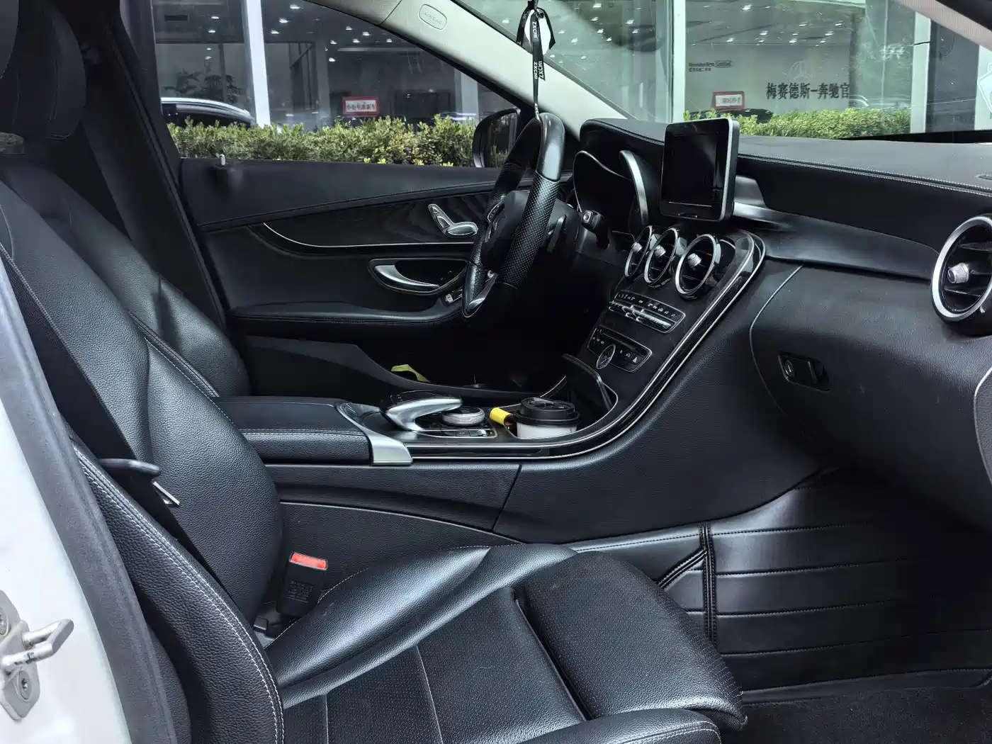 Mercedes-Benz C-Class 2015 2015 Facelift C 180 L Sport