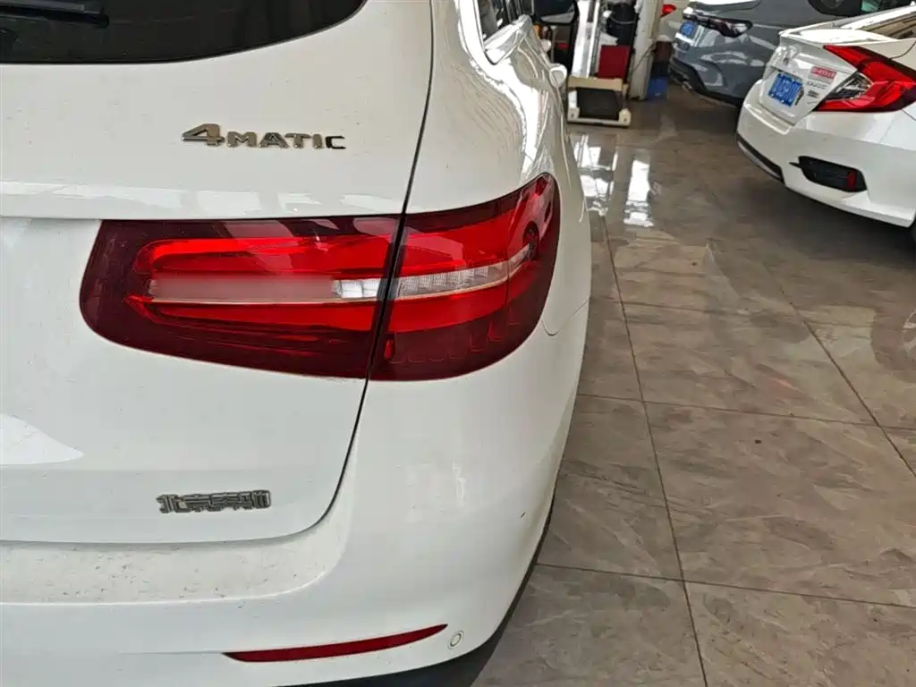 Mercedes-Benz GLC 2017 GLC 300 4MATIC Dynamic фото 8