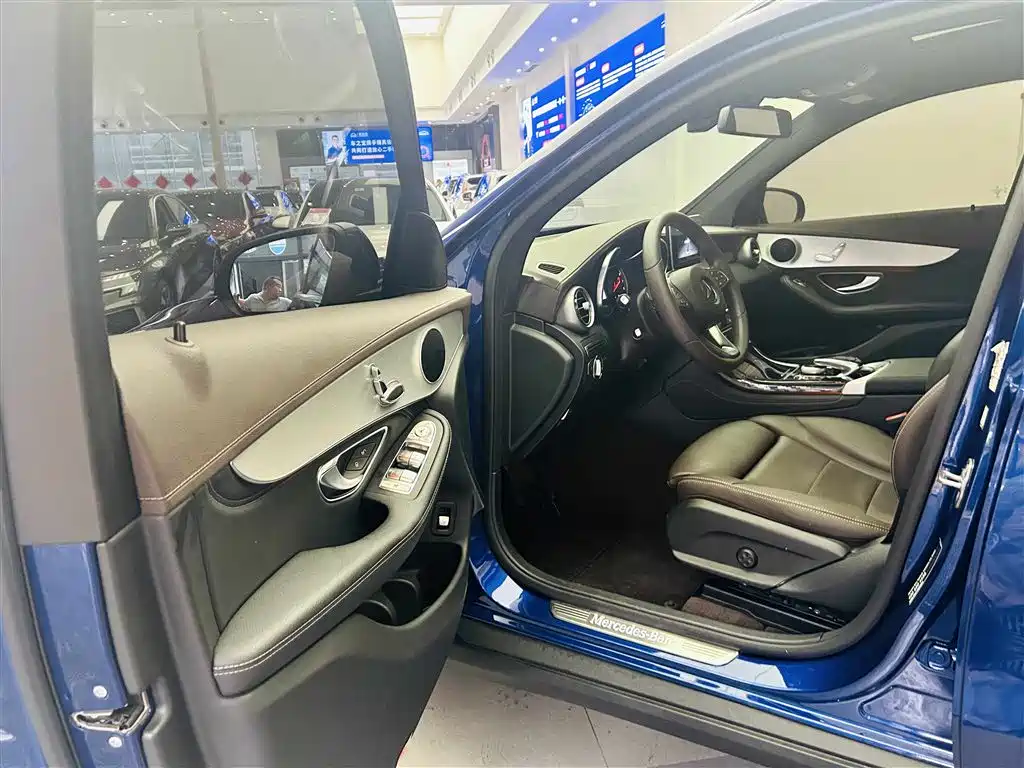 Mercedes-Benz GLC 2019 Model GLC 200 L 4MATIC фото 20