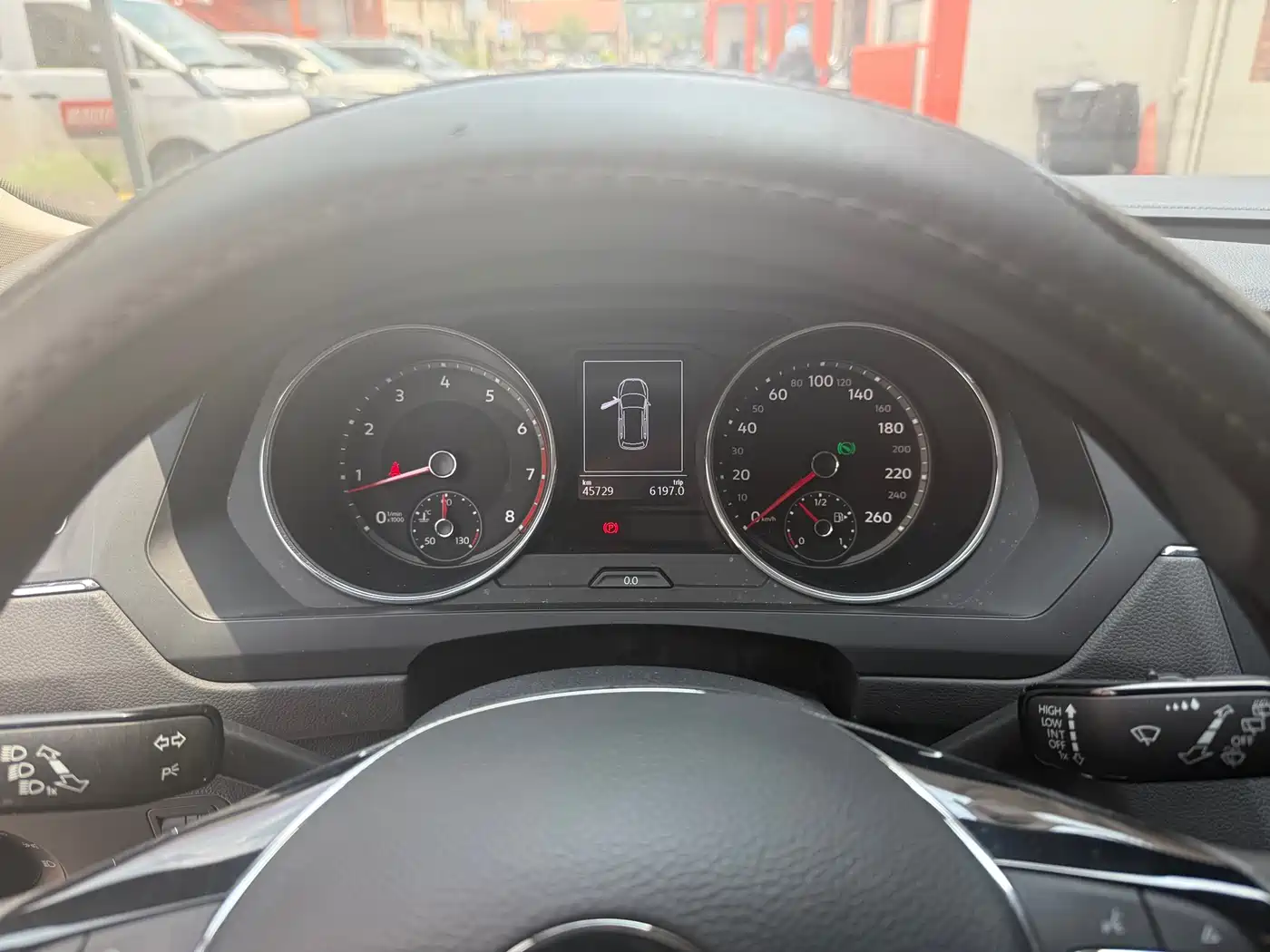Volkswagen Tiguan L 2018 Facelift 330TSI Automatic 2WD Trend Edition фото 17