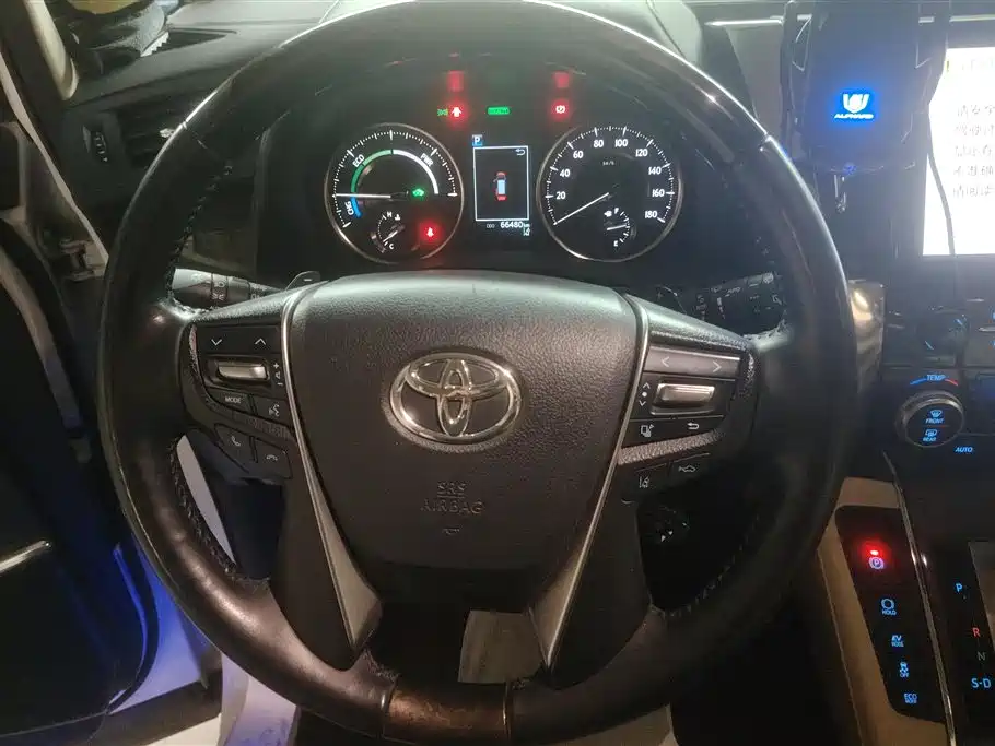 Toyota Alphard 2021 Hybrid 2.5L Ultimate фото 14