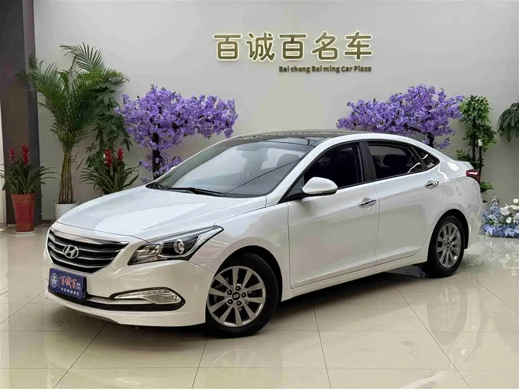 Hyundai Mistra 2014 1.8L Auto Smart GLS фото 2