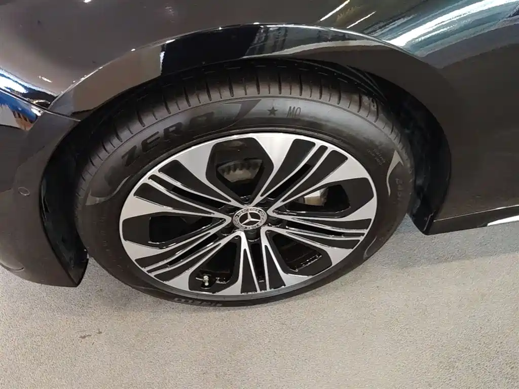 Mercedes-Benz E-Class 2024 E 300 L Fashion Sport фото 23