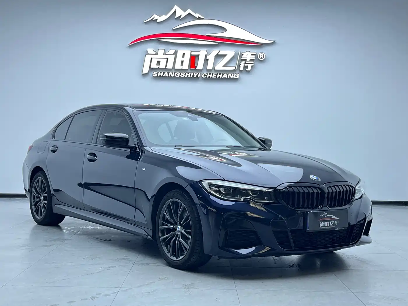 BMW 3 Series 2022 325Li M Sport Shadow Edition фото 3
