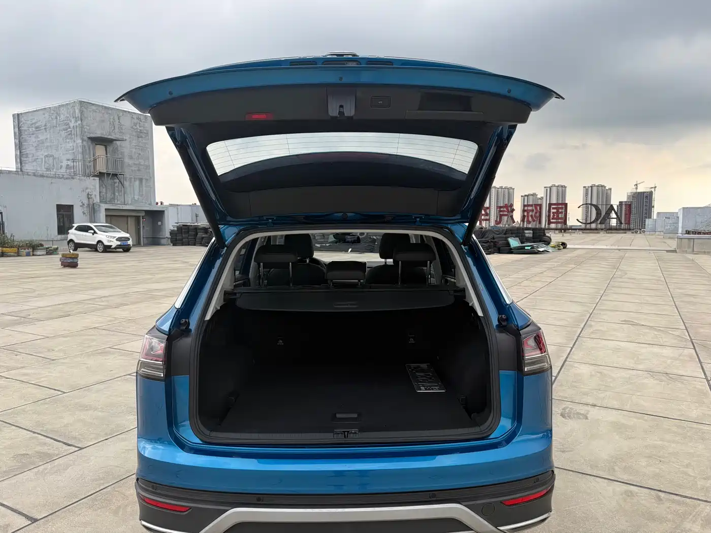 Volkswagen Tayron GTE Plug-in Hybrid 2023 280TSI Luxury Plus Advanced Edition фото 17