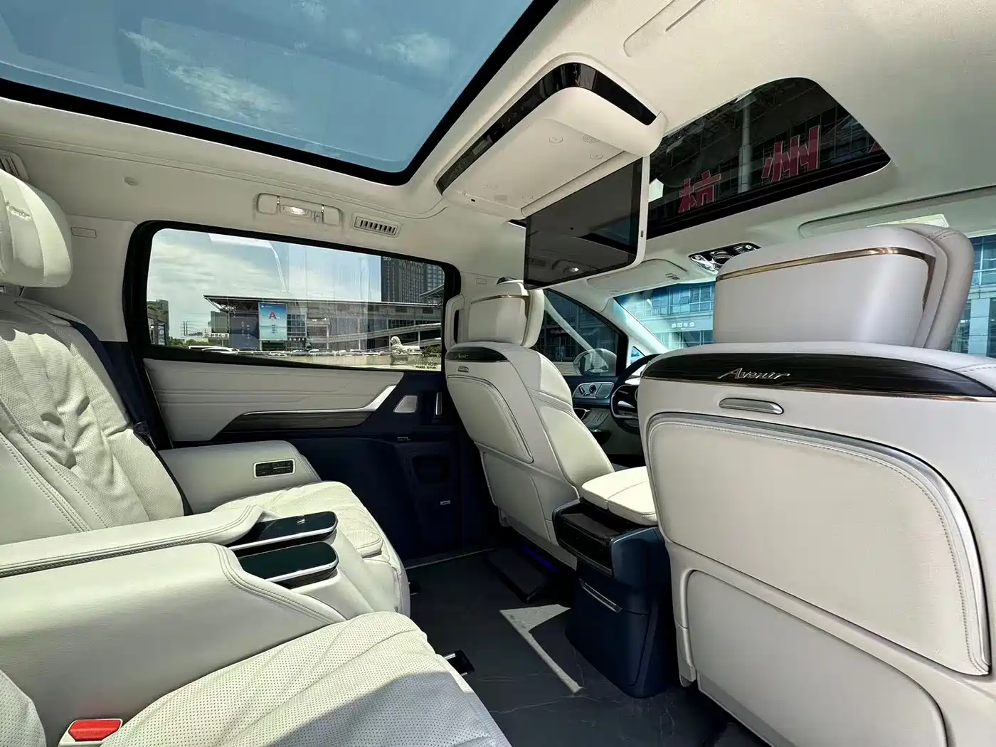 Buick Century 2025 2025 2.0T 7-Seater World Edition