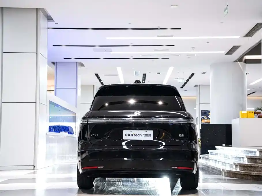 NIO ES8 2026 2025 Model 6-Seat Executive Luxury Edition