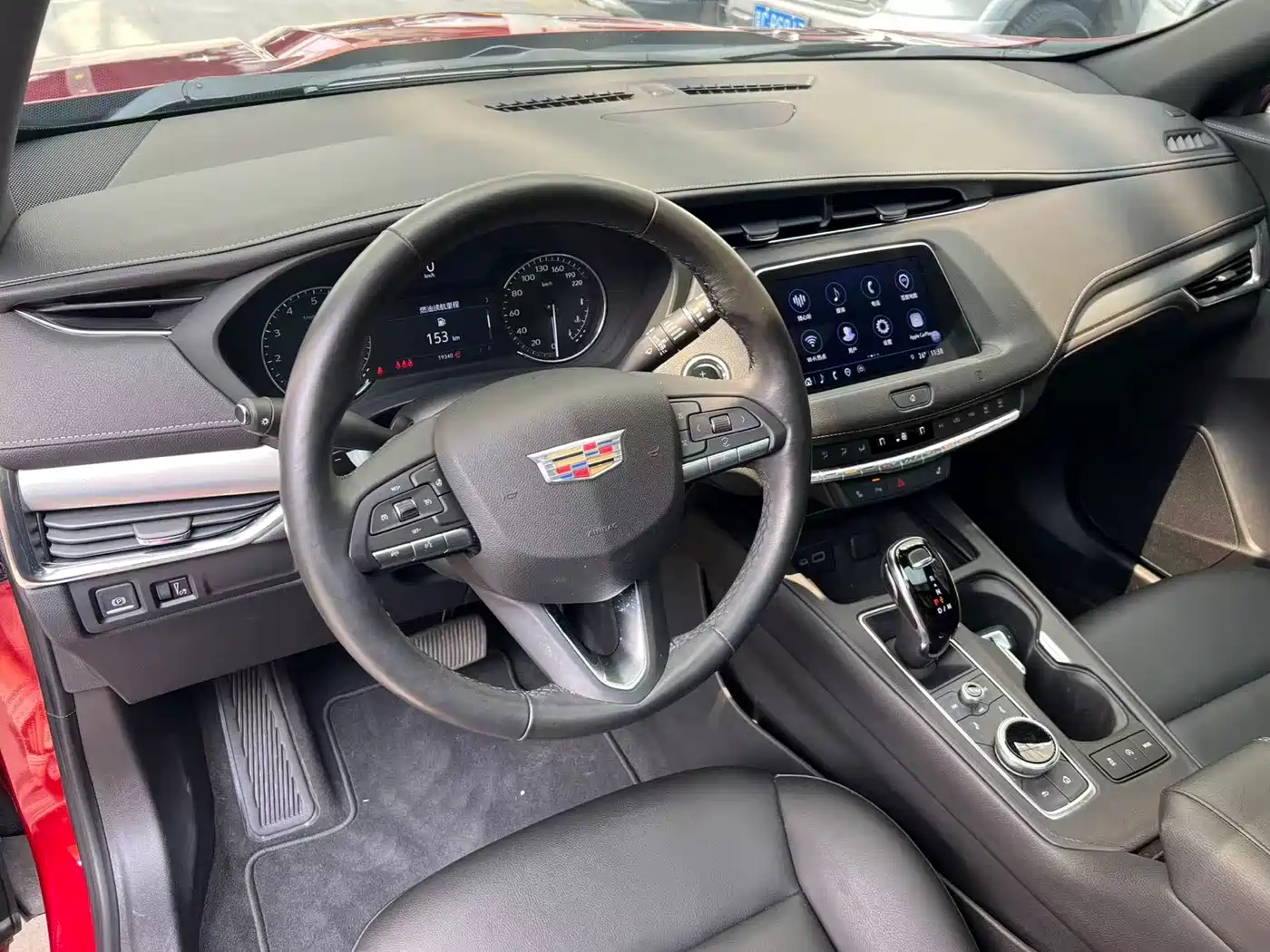 Cadillac XT4 2022 28T FWD Luxury фото 4