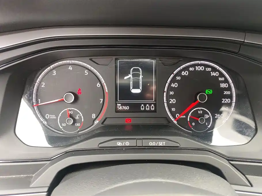Volkswagen Polo 2021 Plus 1.5L Automatic Panorama Enjoyment Edition фото 14