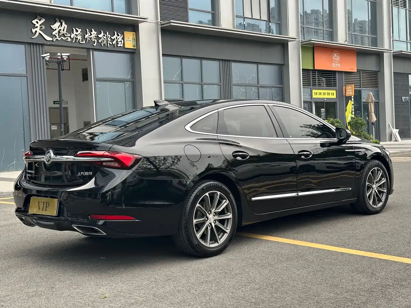 Фото 17 - Buick LaCrosse