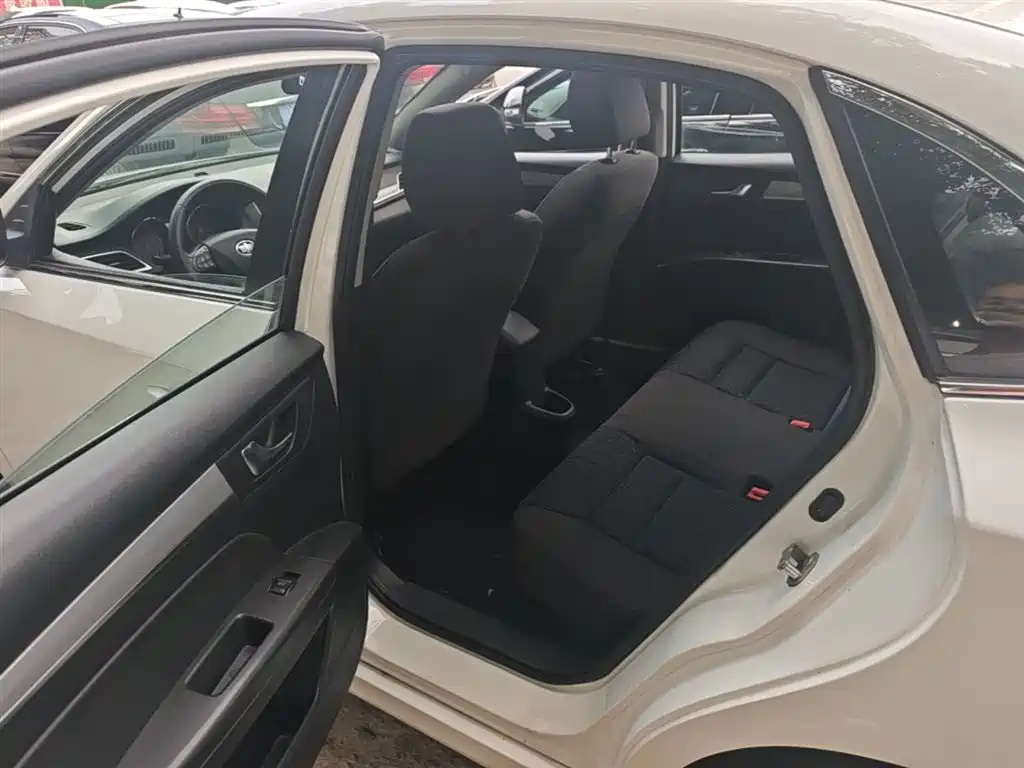 Besturn B30 2017 2016 1.6L Automatic Luxury