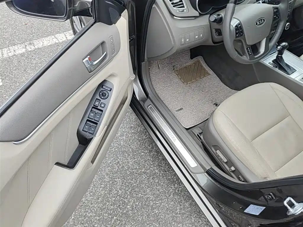 Kia K7 2012 2.4L Premium фото 16