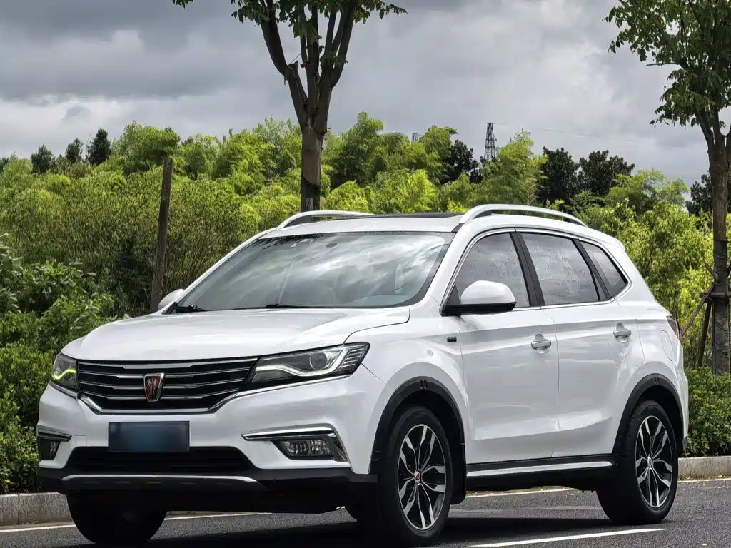 Фото 16 - Roewe RX5