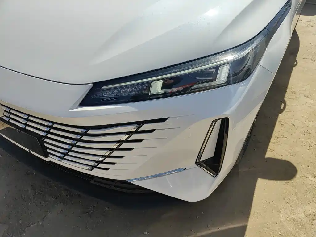 Changan Eado 2026 2025 Blue Whale 1.5T 500Bar Premium