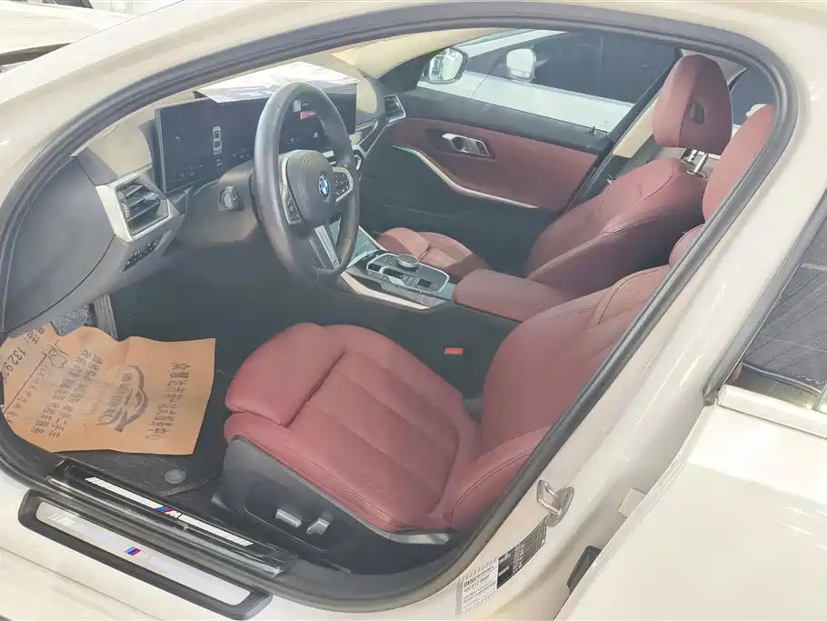 BMW 3 Series 2023 325Li M Sport Package фото 9