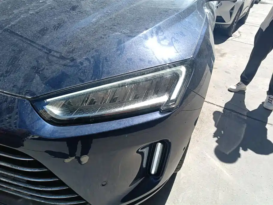 AITO Wenjie AITO M5 2022 Extended Range AWD Performance Edition фото 5