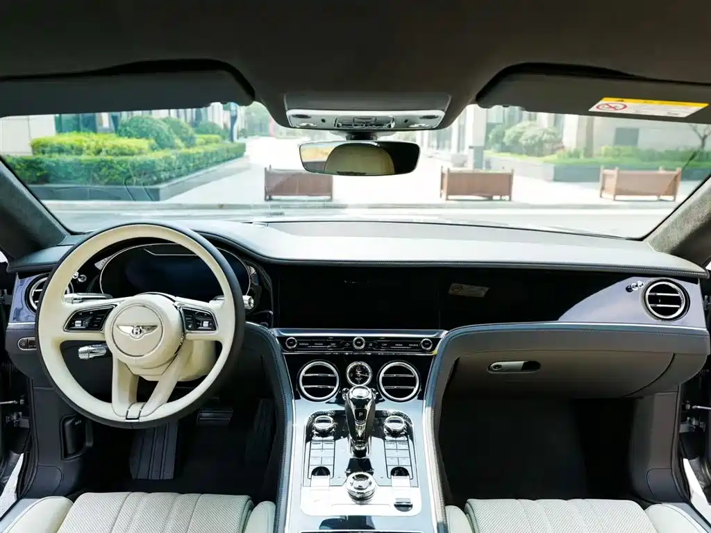 Bentley Continental 2023 2022 4.0T GT V8