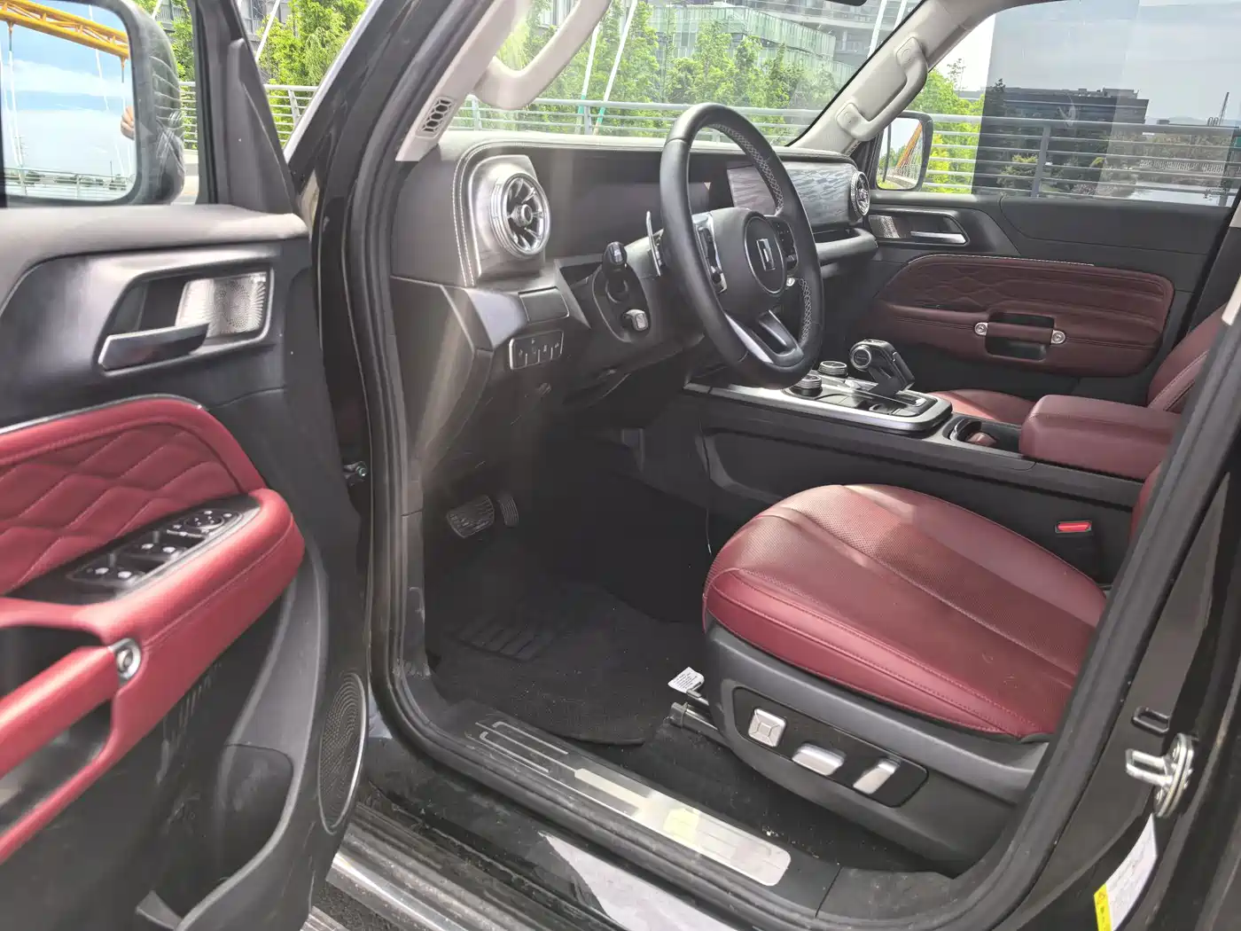 Tank 300 2024 2.0T Explorer фото 4