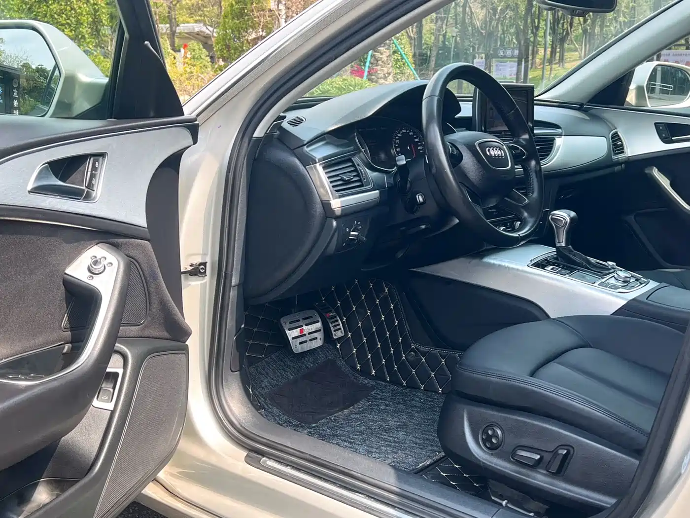 Audi A6L 2015 TFSI Millionth Anniversary Intelligent Leader Type фото 7