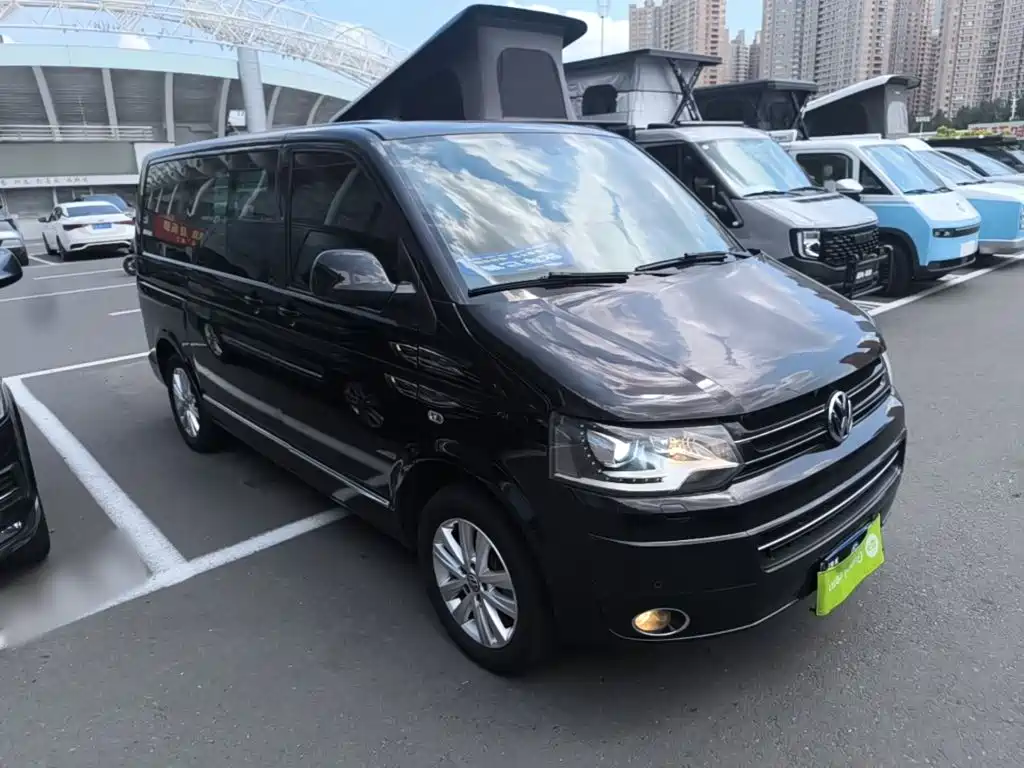 Volkswagen Multivan 2015 2012 2.0TSI 2WD Luxury Edition