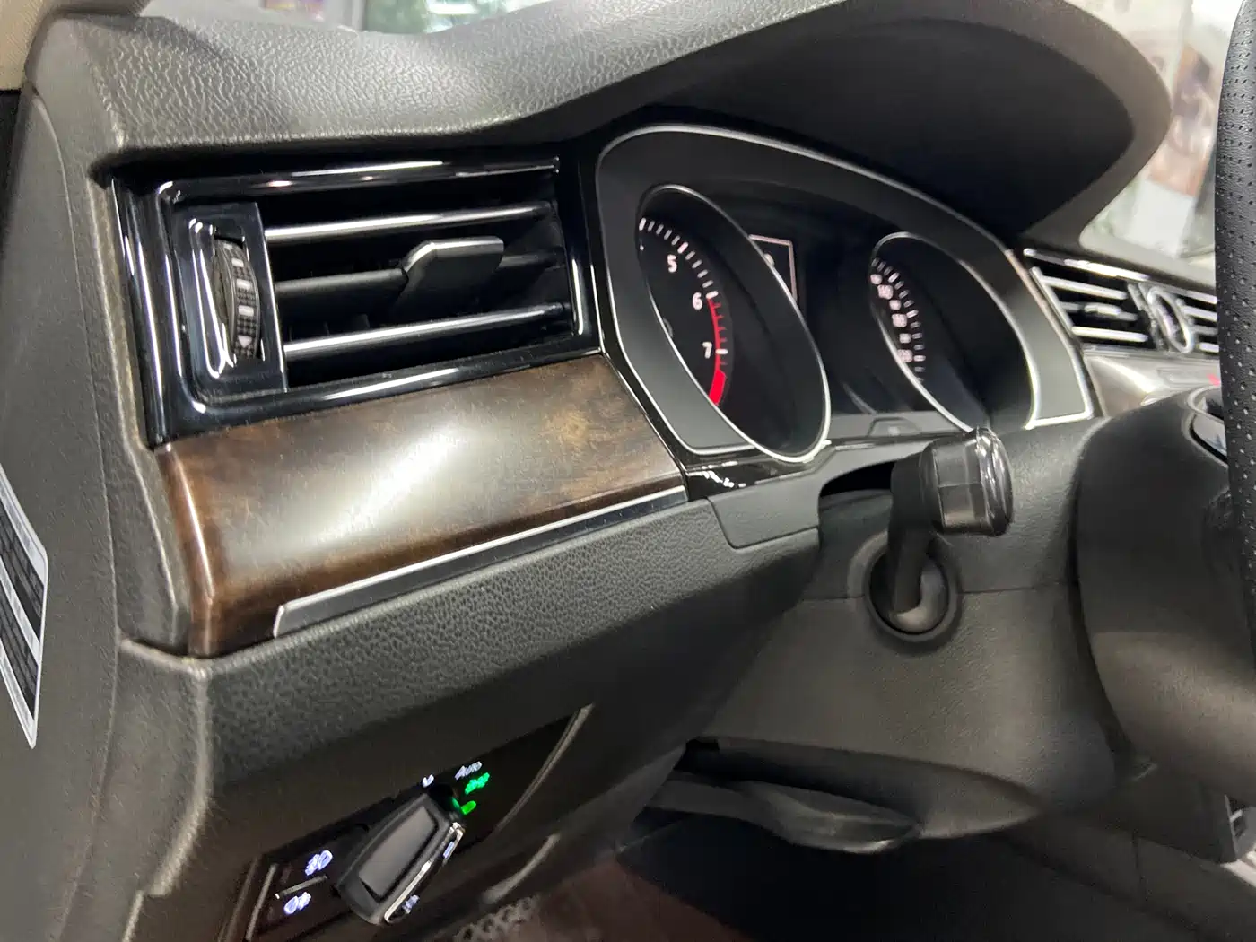 Volkswagen Magotan 2017 330TSI DSG Luxury фото 16