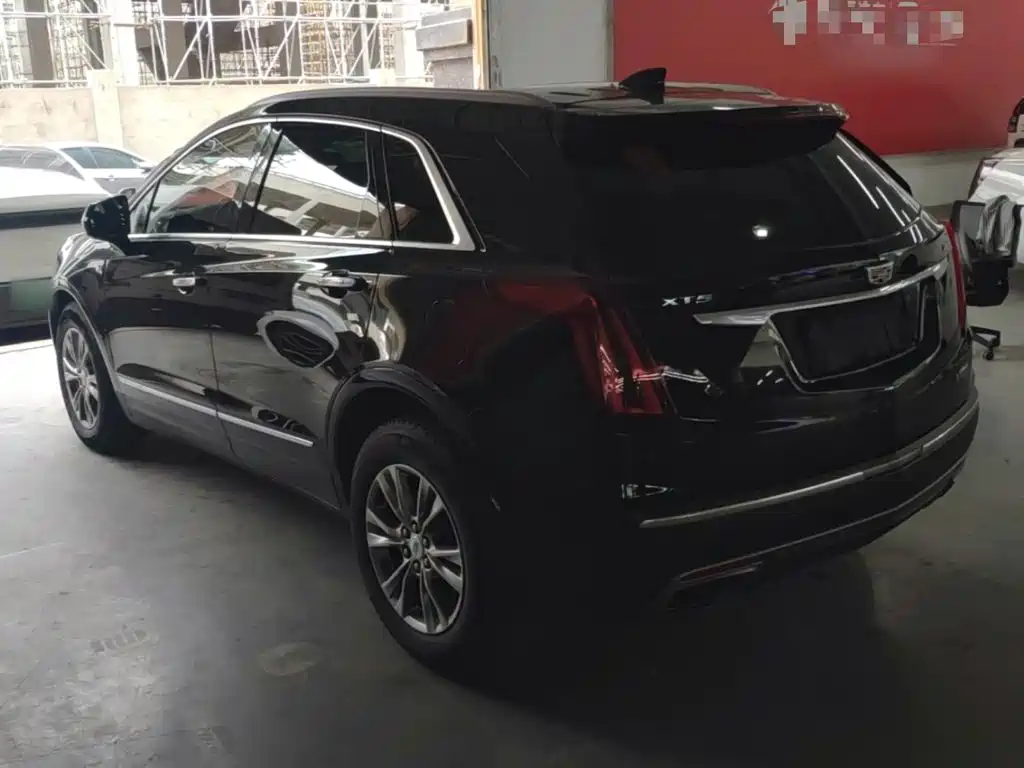 صورة 5 - Cadillac XT5